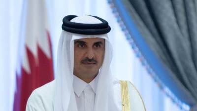 أمير قطر يغادر جدة قبل انتهاء القمة العربية