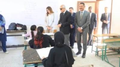 طلاب الشهادة الإعدادية بالجيزة يؤدون اليوم امتحانى الجبر والكمبيوتر