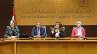 وزيرة الهجرة تزور متحف الحضارة وتتفقد المعارض الفنية بالمتحف