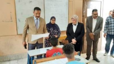 التعليم: تصحيح امتحانات الشهادة الإعدادية بدقة وكشف الإجابات المتطابقة