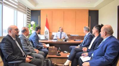 نائب وزير الإسكان يجتمع بمسئولي شركات ألمانية متخصصة في خدمات المياه