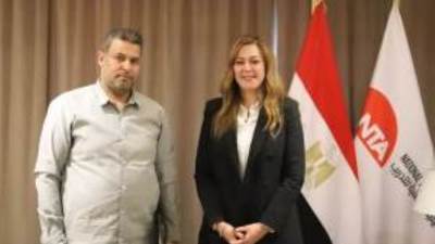 بعد توجيهات الرئيس السيسي.. الأكاديمية الوطنية للتدريب تستقبل والد أحمد بغدودة