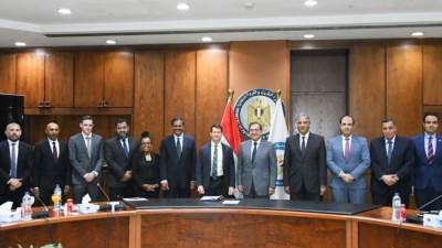 الملا يستقبل برانت فيش رئيس شركة شيفرون العالمية للمنتجات