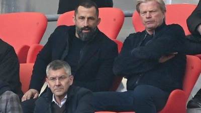 بايرن ميونخ يعلن رسميا رحيل أوليفر كان وحميديتش بعد التتويج بالدوري الألماني