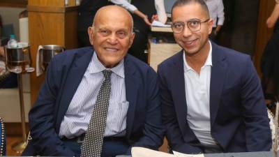 فودافون مصر تتبرع بقميص اللاعب محمد صلاح لصالح مؤسسة مجدي يعقوب للقلب