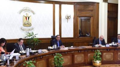 رئيس الوزراء يناقش عددا من المقترحات الخاصة بدعم نشاط تصدير العقار