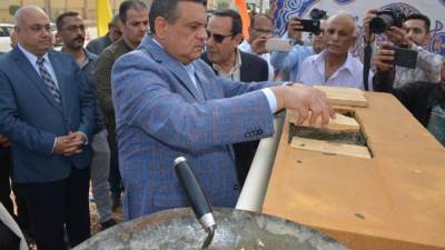 وزير التنمية يضع حجر أساس مركز خدمات مصر بالعريش ويتفقد شوارع المدنية