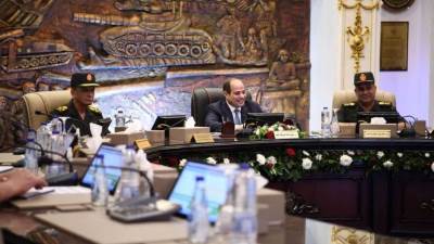 الرئيس السيسي يؤكد حرص الدولة على أتباع أعلى المعايير لانتقاء الكوادر علميا وفنيا