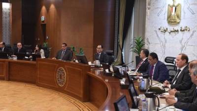 رئيس الوزراء يتابع الموقف التنفيذي لمشروع تطوير المتحف اليوناني الروماني