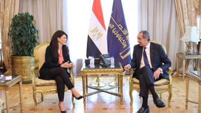 وزيرا الاتصالات والتعاون الدولى يشهدان توقيع اتفاقية منحة المانية لدعم الحكومة الالكترونية والابتكار