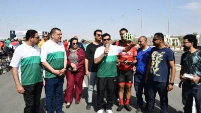 وزير الرياضة ومحافظ القاهرة يُطلقان شارة بدء أكبر ماراثون للدراجات الهوائية 