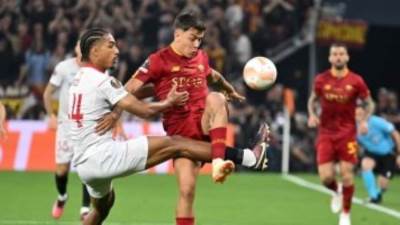 إشبيلية ضد روما.. ديبالا يسجل هدف الذئاب الأول فى الدقيقة 35