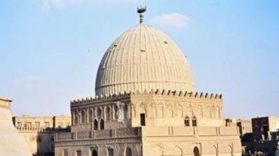 الحكومة تنفي خطة هدم وإزالة مساجد "آل البيت" لصالح مشروعات استثمارية