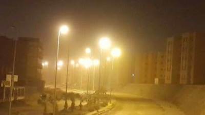 عاصفة ترابية تضرب محافظة أسوان مساء اليوم