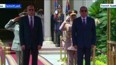 مراسم استقبال رسمية للرئيس الموريتانى داخل قصر الاتحادية