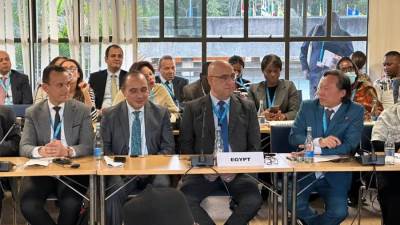 وزير الإسكان يناقش مع وزراء وممثلى الحكومات الأفريقية سبل مواجهة التحديات فى القارة