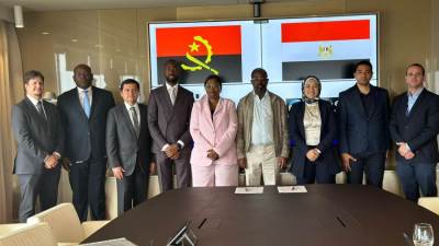 المقاولون العرب تنفذ طرق وبنية تحتية في أنجولا قريبًا