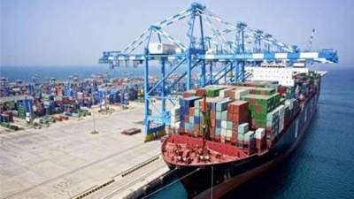 أمطار خفيفة على الإسكندرية واستمرار الملاحة بالميناء