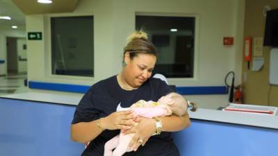 بالصور.. ويزو في زيارة إنسانية مبهجة لأطفال مستشفى الناس