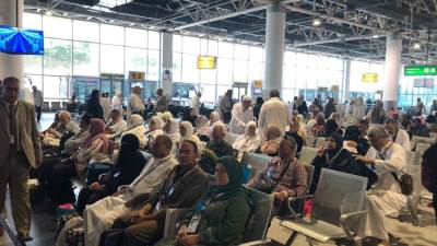 مصر للطيران: نقل 45 ألف حاج على متن 185 رحلة جوية العام الجارى