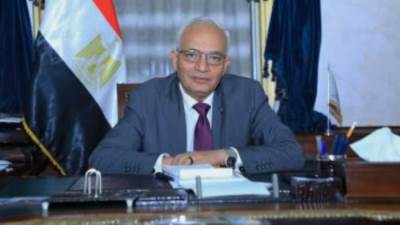 وزير التعليم يجتمع مع رؤساء لجان امتحانات الثانوية العامة ويوجه بالتصدى للغش