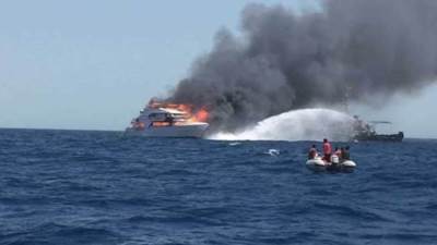 شركات السياحة تكشف سبب حريق لانش مرسى علم وحالة المصابين