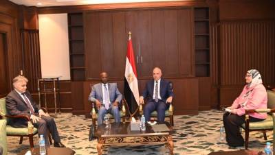 سويلم يلتقى وزير المياه التشادي.. على هامش إجتماعات الجمعية العمومية للأمكاو