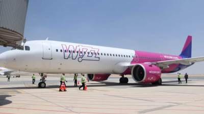 مطار سفنكس الدولي يستقبل أولى رحلات شركة Wiz Air