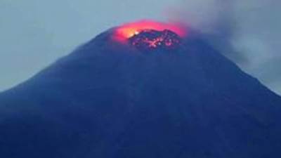 الفلبين: إجلاء أكثر من 20 ألف شخص بسبب ثوران بركان مايون