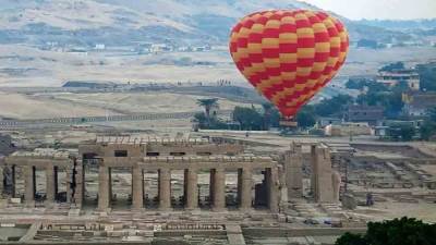غدا.. استئناف رحلات البالون الطائر بالأقصر