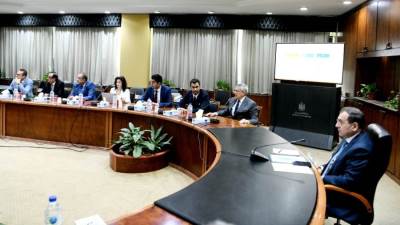 وزير البترول يبحث مع شركة سعودية التعاون فى توريد أنابيب النفط والغاز