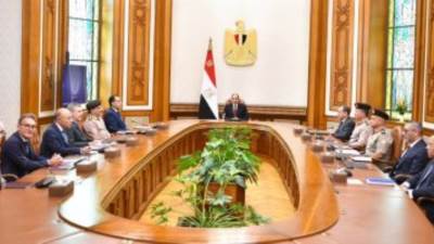 الرئيس السيسى يستقبل عددا من رؤساء شركات التعدين الإيطالية