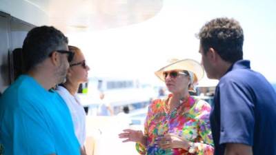 وزيرة البيئة: بدء دراسة تحليل سلوك القروش بالبحر الأحمر