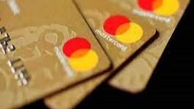 مشروع عالمي لإعادة تدوير بطاقات الائتمان والخصم المباشر