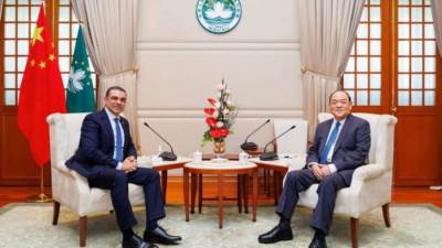 القنصل المصرى العام فى هونج كونج يلتقي بالرئيس التنفيذى لمكاو