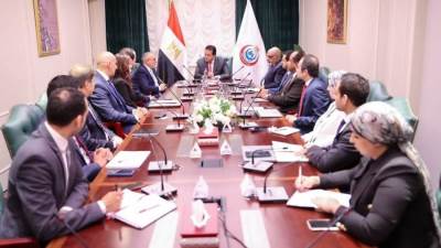 وزير الصحة يعقد اجتماعاً مع أبوت لتعزيز التعاون للارتقاء بالخدمات الصحية المقدمة للمواطنين