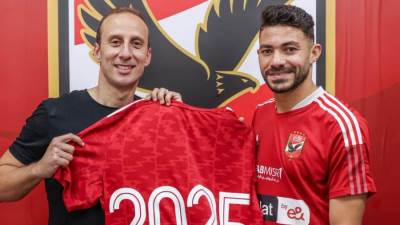 ياسر إبراهيم يجدد تعاقده مع الأهلي حتى 2025