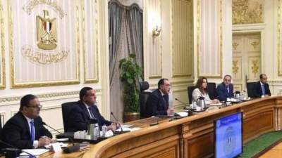 مدبولي يكلف بتوفير اللحوم والأضاحي خلال ترؤسه مجلس المحافظين 