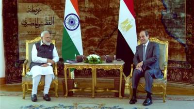 الرئيس السيسى يقلد رئيس وزراء الهند قلادة النيل أرفع الأوسمة المصرية