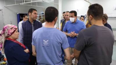 وزير الصحة يتفقد مستشفى معهد ناصر لمتابعة انتظام الفرق الصحية