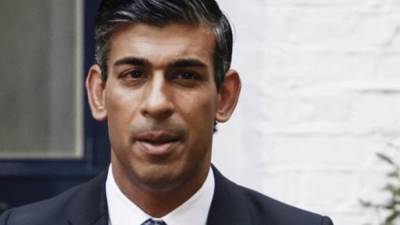 رئيس وزراء بريطانيا يهنئ المسلمين حول العالم بعيد الأضحى المبارك