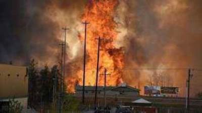 فرنسا: احتراق 1000 مركبة واندلاع 3880 حريقا منذ بداية الاشتباكات