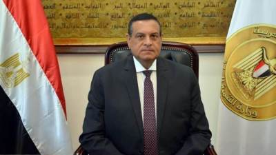 وزير التنمية المحلية يهنئ الرئيس السيسي بذكرى ثورة 30 يونيو