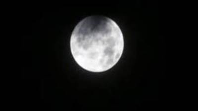 معهد الفلك: بدر ذو الحجة العملاق يضىء السماء غدا