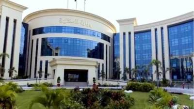 الداخلية تكشف حقيقة وجود حفر بكوبرى أمام مصانع الغاز ببورسعيد قد يسبب حوادث مرورية