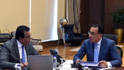 مدبولي: الدولة مهتمة بحملة "100 يوم صحة" ضمن مبادراتها للمواطنين في المحافظات