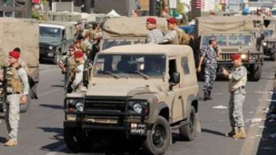 شخص يطلق النار على مسجد فى لبنان والجيش يصيبه بالرصاص