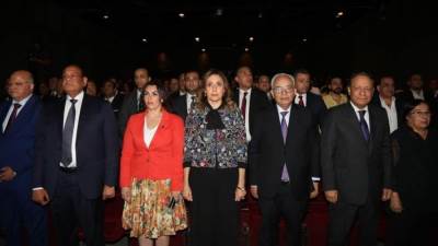 أطفال مبادرة "ابني أديباً" لتنسيقية شباب الأحزاب والسياسيين يقدمون العرض المسرحي "فلوسك ايه؟" بالهناجر