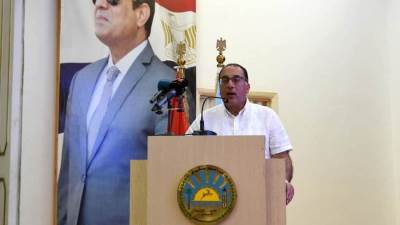 رئيس الوزراء ينقل لأهالي مطروح وسيوة تحيات الرئيس السيسي