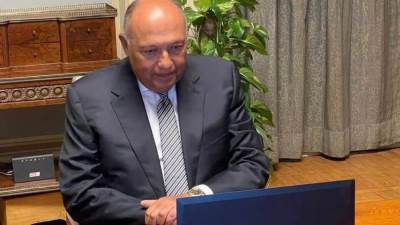 سامح شكرى يترأس الاجتماع الأول لإطلاق مجموعة قادة الأعمال لمؤتمر COP27